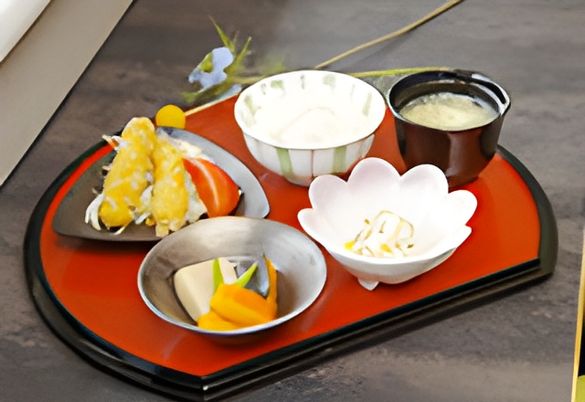 和食の盛り付け例