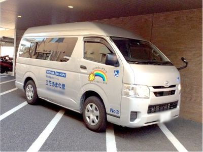 送迎用の車両