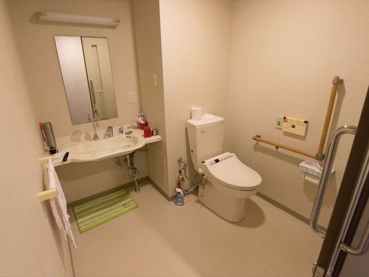 バリアフリーのトイレ設備