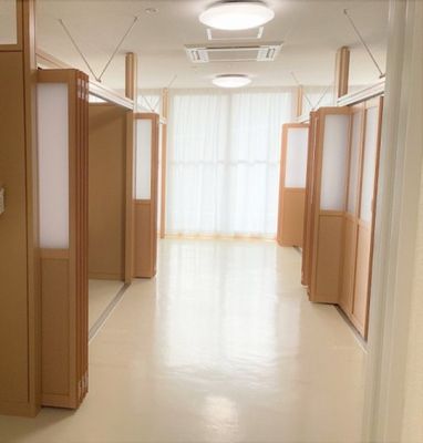 広々とした廊下