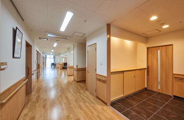 広々とした廊下
