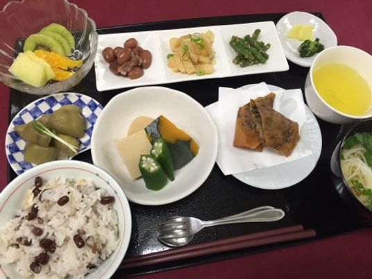 彩り豊かな和食膳