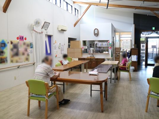 居心地の良い広々ダイニング