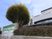 看板つき施設外観