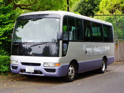 利用者送迎のバス