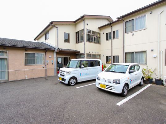 清潔感のある施設外観