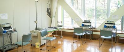 自然光の入る機能訓練室