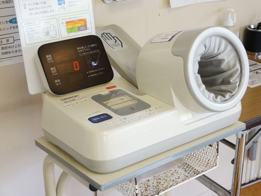 血圧計のある施設の部屋