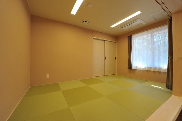 自然光が入る和室