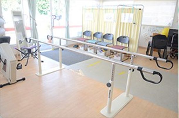 運動用の設備と床