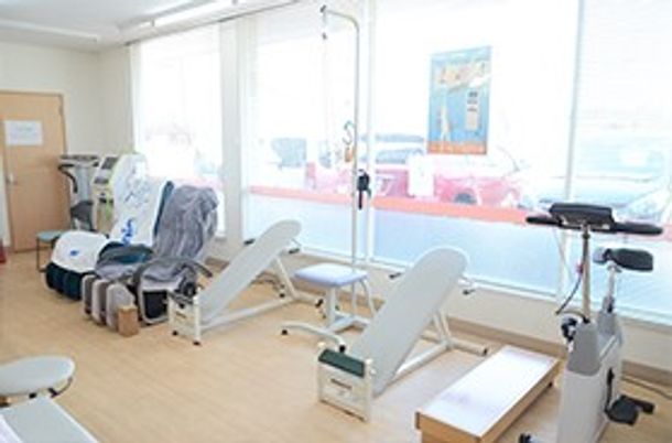 明るい空間の訓練室