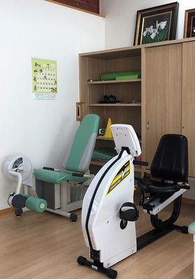 運動器具が揃った空間
