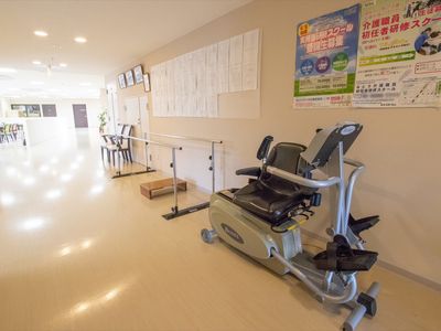 機能訓練室の運動器具
