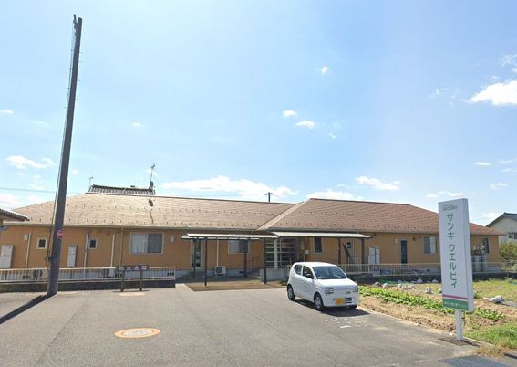 シンプルな建物外観