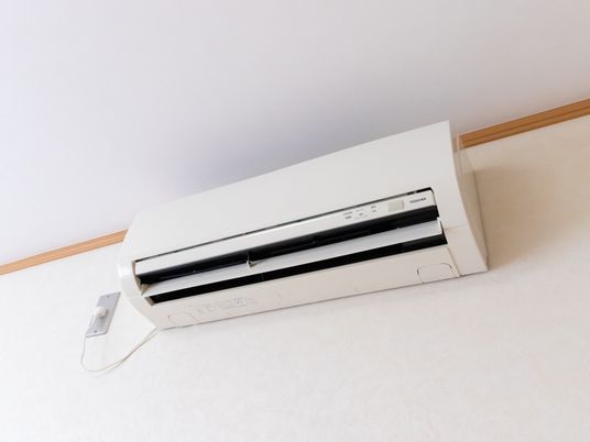 壁掛けエアコンの設備