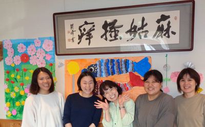 笑顔のスタッフ達の様子