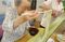 そうめん楽しむ利用者