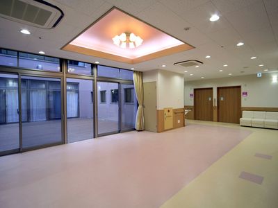 広々としたスタッフロビー