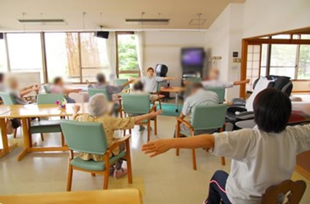 広々としたラウンジ