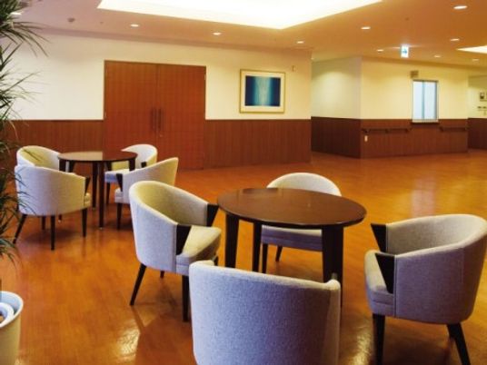 広々としたスタッフラウンジ