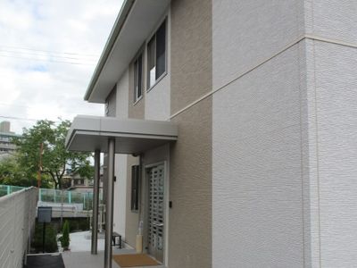建物の清潔なエントランス