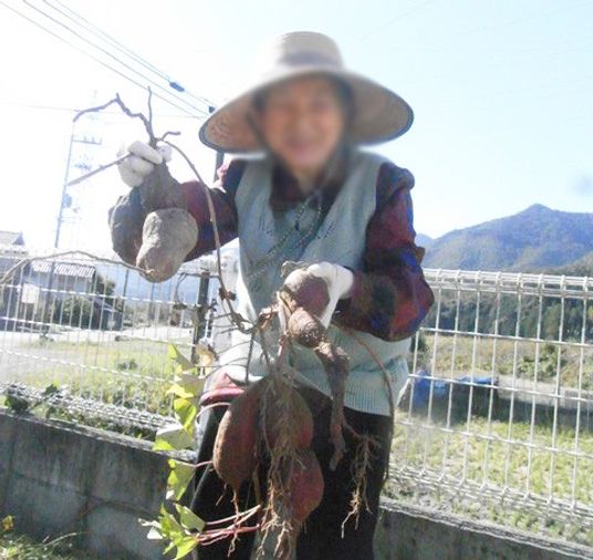 笑顔の作業者