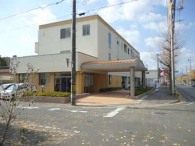 広々とした外観