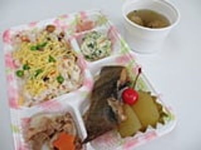 色とりどりの料理の盛り合わせです
