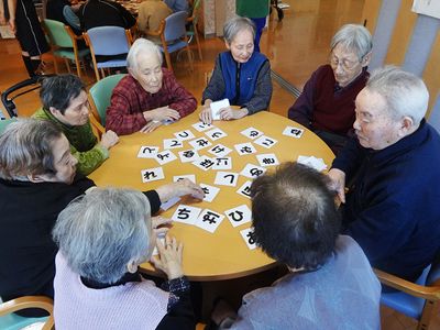 集団での活動シーン