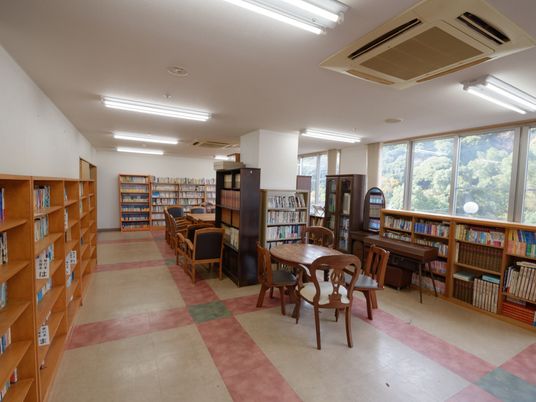 図書スペースの居室