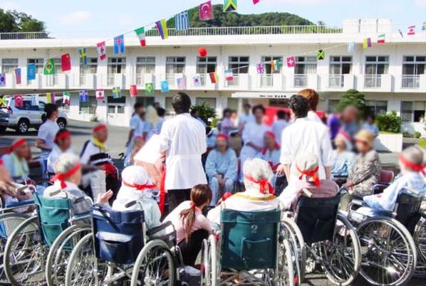 イベントが行われる中庭