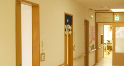 広々とした廊下