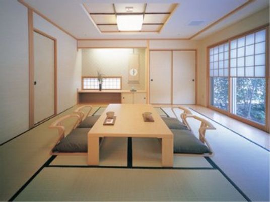 落ち着いた雰囲気の和室