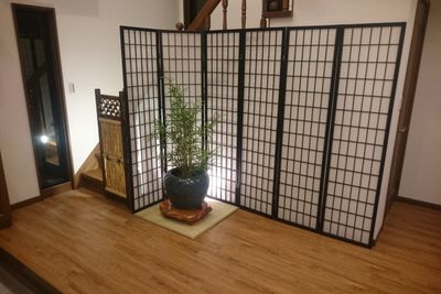 観葉植物のある和室