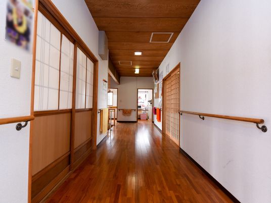 温もりのある廊下