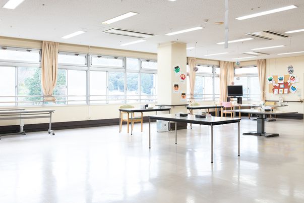 広々とした明るい室内