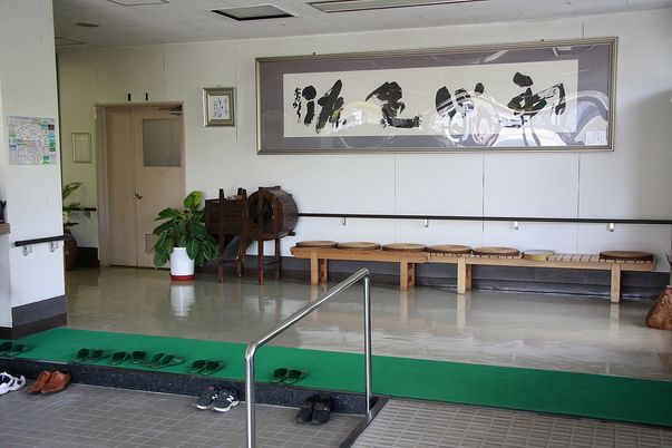 落ち着いたロビーの様子