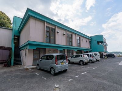 施設の外観全景