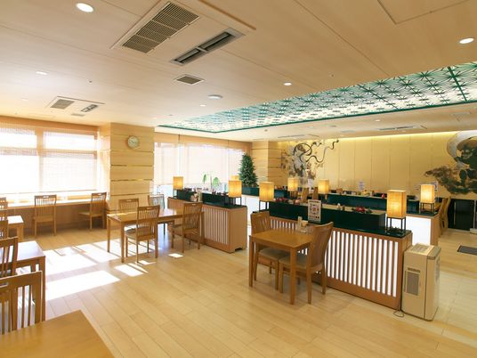 明るいダイニングの職場