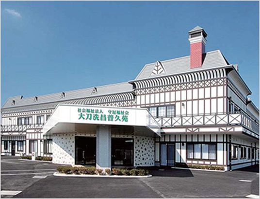 洋風の建物外観