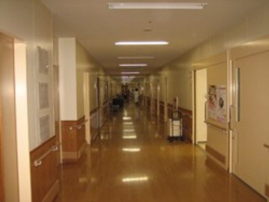 長い廊下の様子