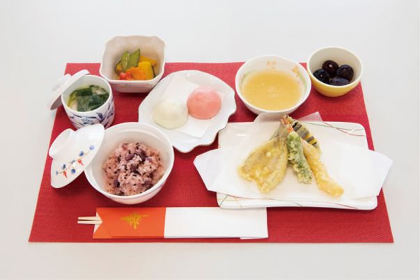 和食の食事セット