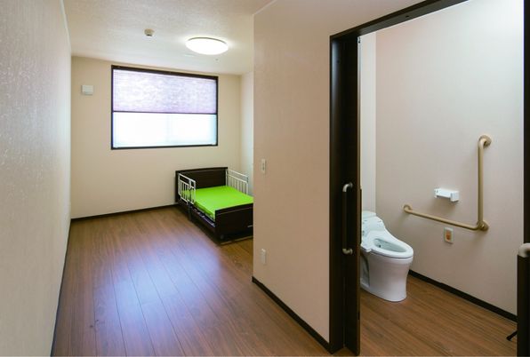 トイレ付き居室