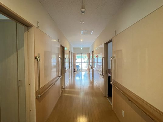 清潔な廊下