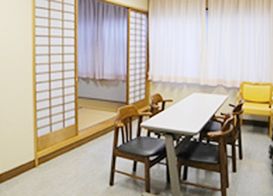 畳付きの和室