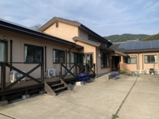 平屋建ての外観
