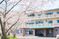 桜の咲く外観