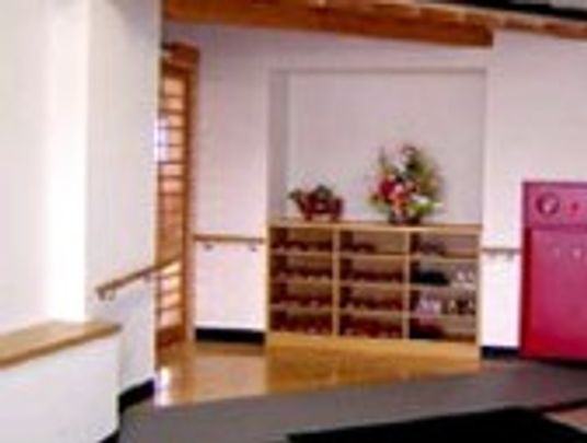 温かみのある空間の廊下
