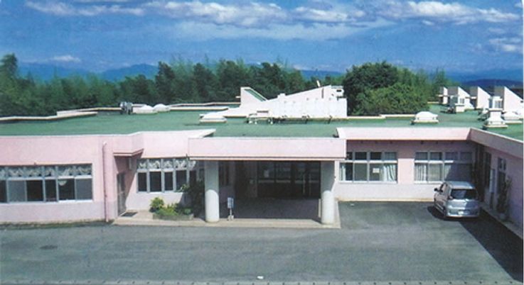 施設の外観