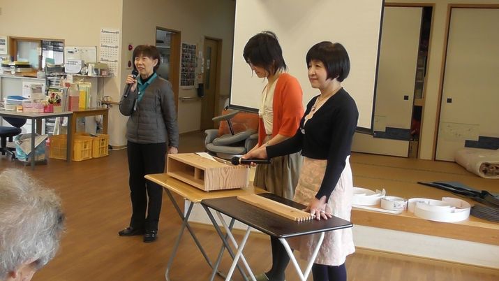 楽器を演奏する様子の共有スペース